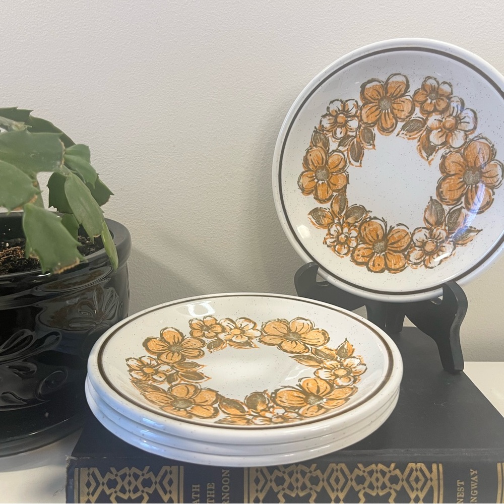 70's Vintage Floral Side Plates Summerdale Pattern by Myott Set of 4
